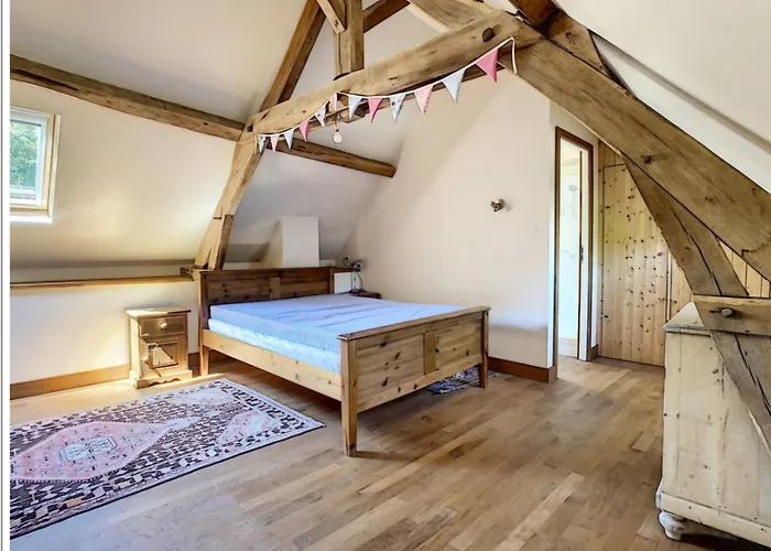 בית נופש Longere Avec Jacuzzi Interieur *